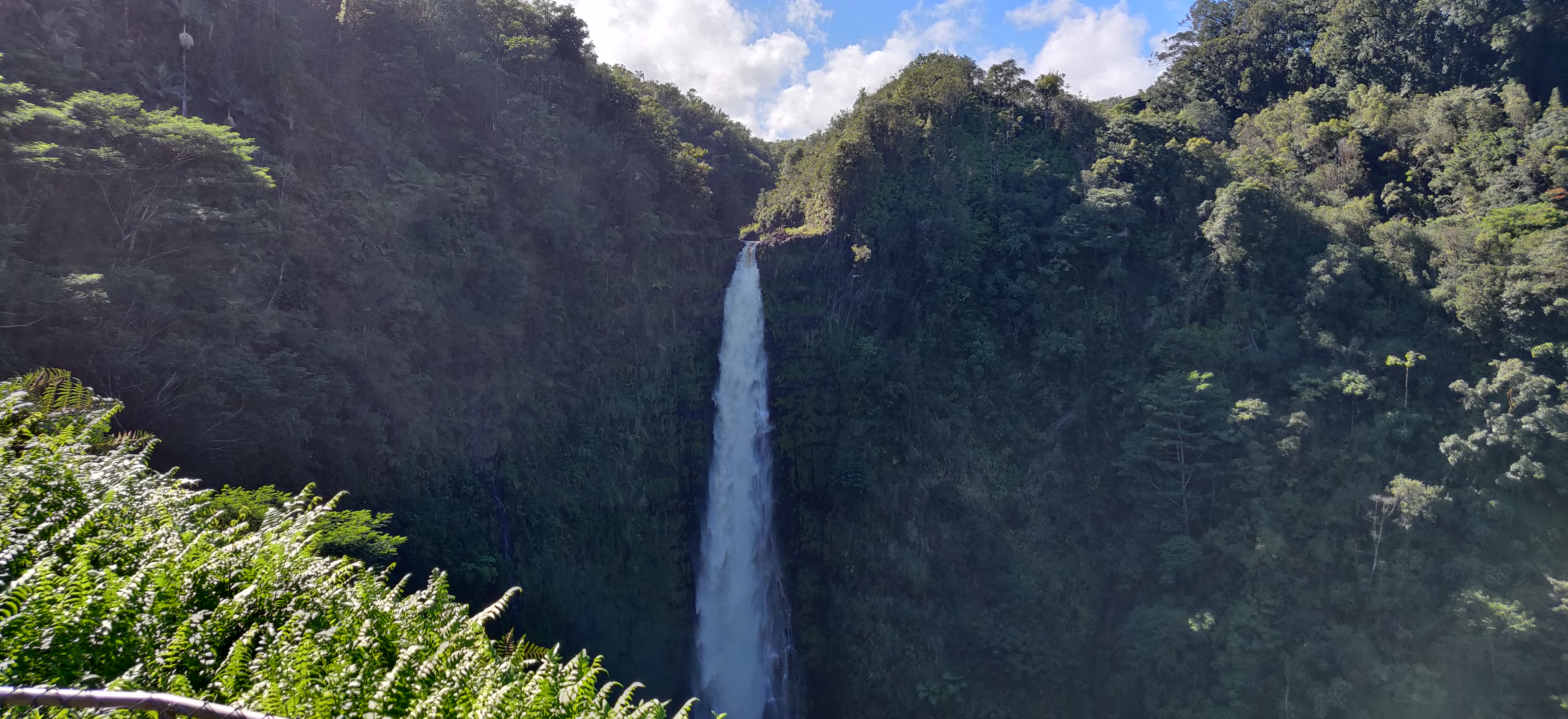 AkakaFalls